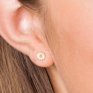 Sun Stud Earrings • Sun Earrings • Sun Jewelry • Gold, Rose Gold, Silver Earrings • Stud Earrings • Gifts • Cute Earrings