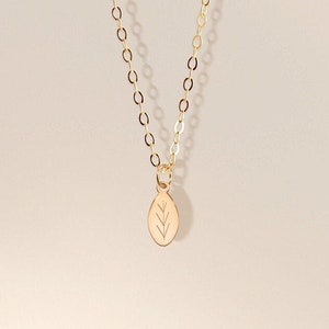 Leaf Charm Nature Necklace Plant Jewelry Gift for Mom Leaf Charm Necklace Nature Lover Gift Leaf Necklace Silver Leaf Pendant Gift for Her