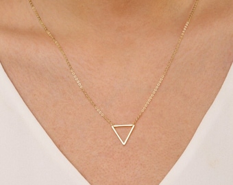 Small Gold Triangle Necklace , FLOATING TRIANGLE Necklace, Minimal, Delicate Necklace , Gold Triangle, Valentines Day