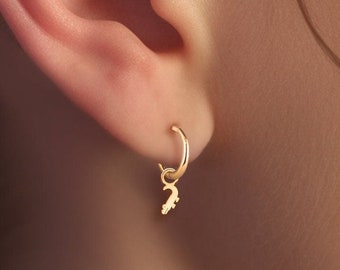 Crocodile Earrings Gift Alligator Earrings Gift for Her Crocodile Charm Florida Gator Earrings Gator Stud Earrings for Anniversary Gift