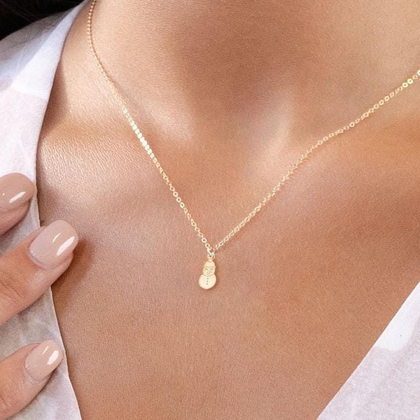 Snowwoman Necklace