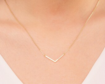V shaped necklace, V necklace, Chevron Necklace, Gold Arrow Necklace, Dainty Gold Necklace, Bridesmaid Jewelry, Mothers Necklace