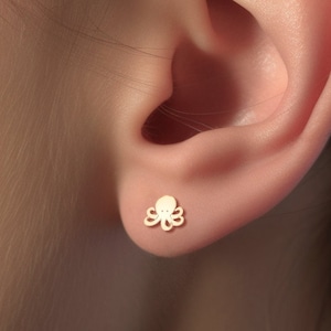 Octopus Earrings Gold Sealife Jewelry Gift For Her Ocean Earrings For Animal Lovers Nature Jewelry Octopus Studs Christmas Gifts