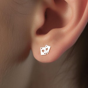 Orecchini con carte da gioco, gioielli fatti a mano disponibili in oro 14k, argento sterling, oro rosa 14k o orecchini con carte in oro massiccio 14k