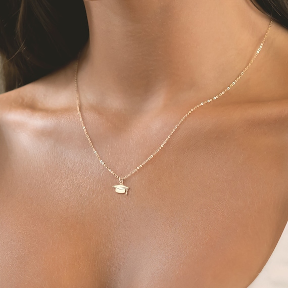 Collana di laurea in argento sterling • Ciondolo classe 2024 - Italia Collana di laurea in argento sterling • Ciondolo classe 2024 - Italia
