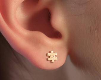 Hartvormige puzzelstukjes als bedeltjes voor oorbellen: massief 10K of 14K goud, handgemaakt, cadeau voor mama