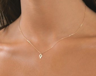 Collar con dije de símbolo femenino, collar con símbolo de Venus, joyería feminista, collar con poder femenino, regalo para su hermana, regalo para su hija