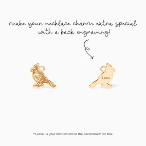 Cardinal bird charm pendant in gold tone, engraved back option, contour silhouette front with feather texture, necklace-ready charm, thoughtful memorial or nature lover gift, personalized name engravi