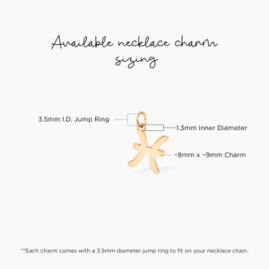 K&ouml;nnte beinhalten: Goldener Fische-Sternzeichen-Anh&auml;nger mit einem 3,5 mm gro&szlig;en Sprungring. Der Anh&auml;nger misst etwa 8 mm x 9 mm. Jeder Anh&auml;nger wird mit einem 3,5 mm gro&szlig;en Sprungring geliefert, der an Ihre Halskette passt.