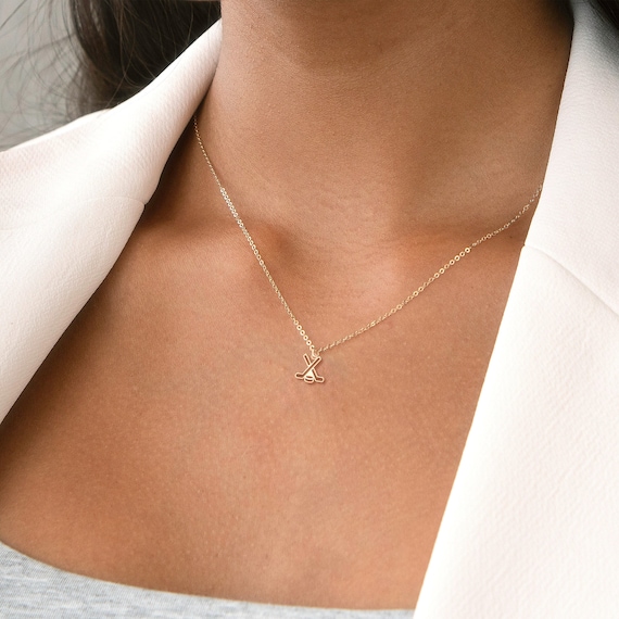Hockey Stick Pendant Necklace Sports Jewelry Gift for Girls Hockey Player Necklace Team Gifts Hockey Puck Charm Necklace for Fans