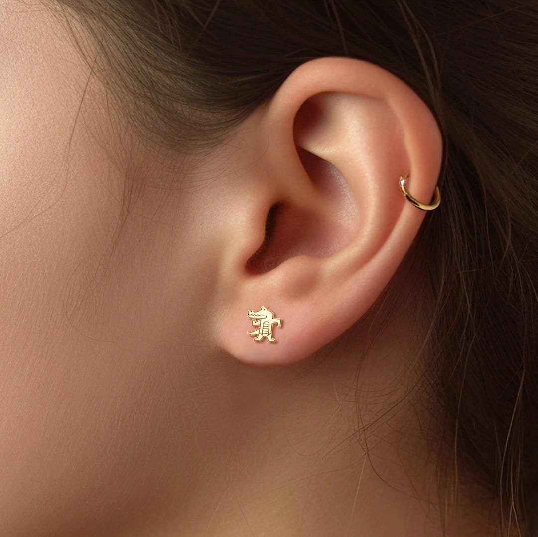 Stone Armory University Of Florida Earrings - Florida Orange Gator Stud Earrings - Hypoallergenic Earrings For Sensitive Ears - Florida Gator