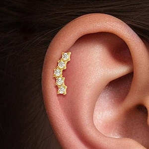 Złote kolczyki z cyrkonii z płaskim tyłem, Ear Climber, Ear Crawler, minimalistyczne kolczyki, prezent dla niej, kolczyki z nawlekaczem
