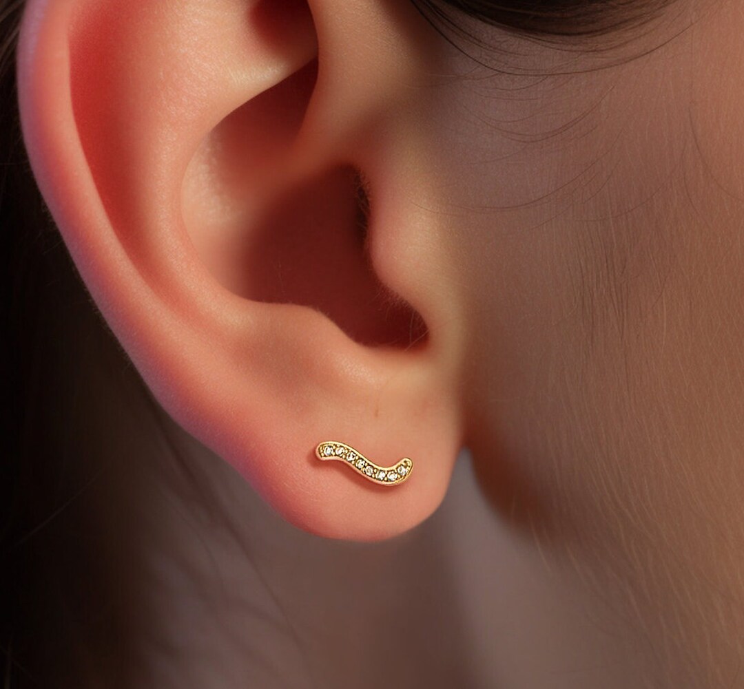 Gold Wave Climber Earrings With Flat Backs, Ear Climber, Ear Crawler