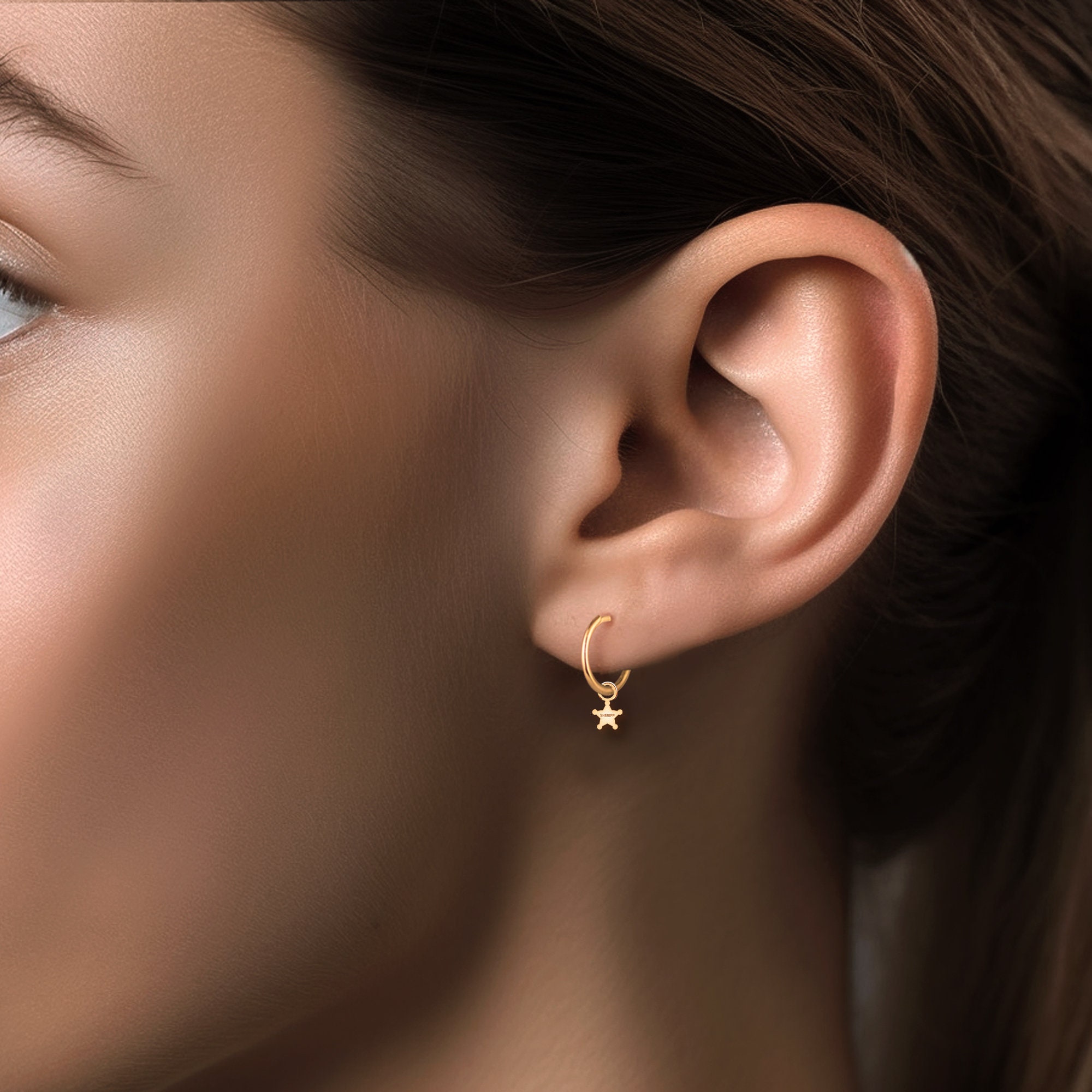 HOOPピアス ゴールドブラック ラムスキンレザーが☆CUTE Adornia 14k Gold Plated Double Band CZ Hoop Huggie Earring