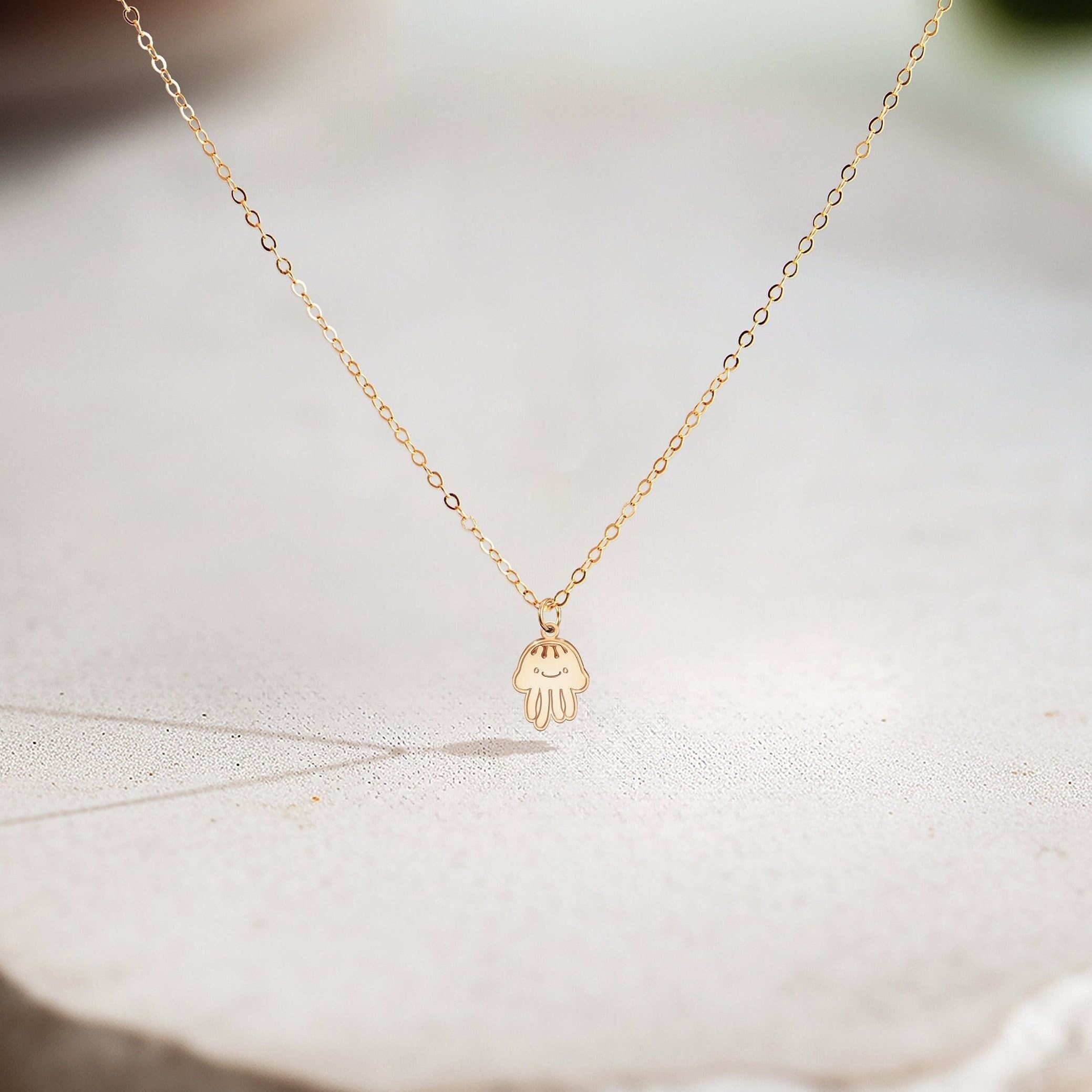【関税＆送料込み】Versace The Jellyfish Necklace Accessori Versace Jellyfish Necklace - Gold - Men | 10136691A006203J000