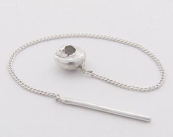 Catena d'argento orecchino 'Il bulbo oculare'