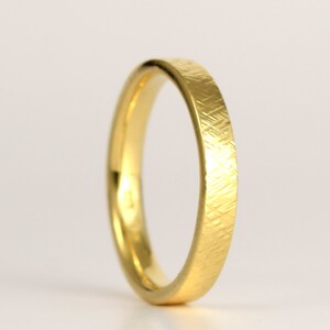 18k Gold Men&#39;s Textured Wedding Band | Modern Mens Square Wedding Ring | Unisex Wedding Band | Unique Florentine Textured Men&#39;s Ring