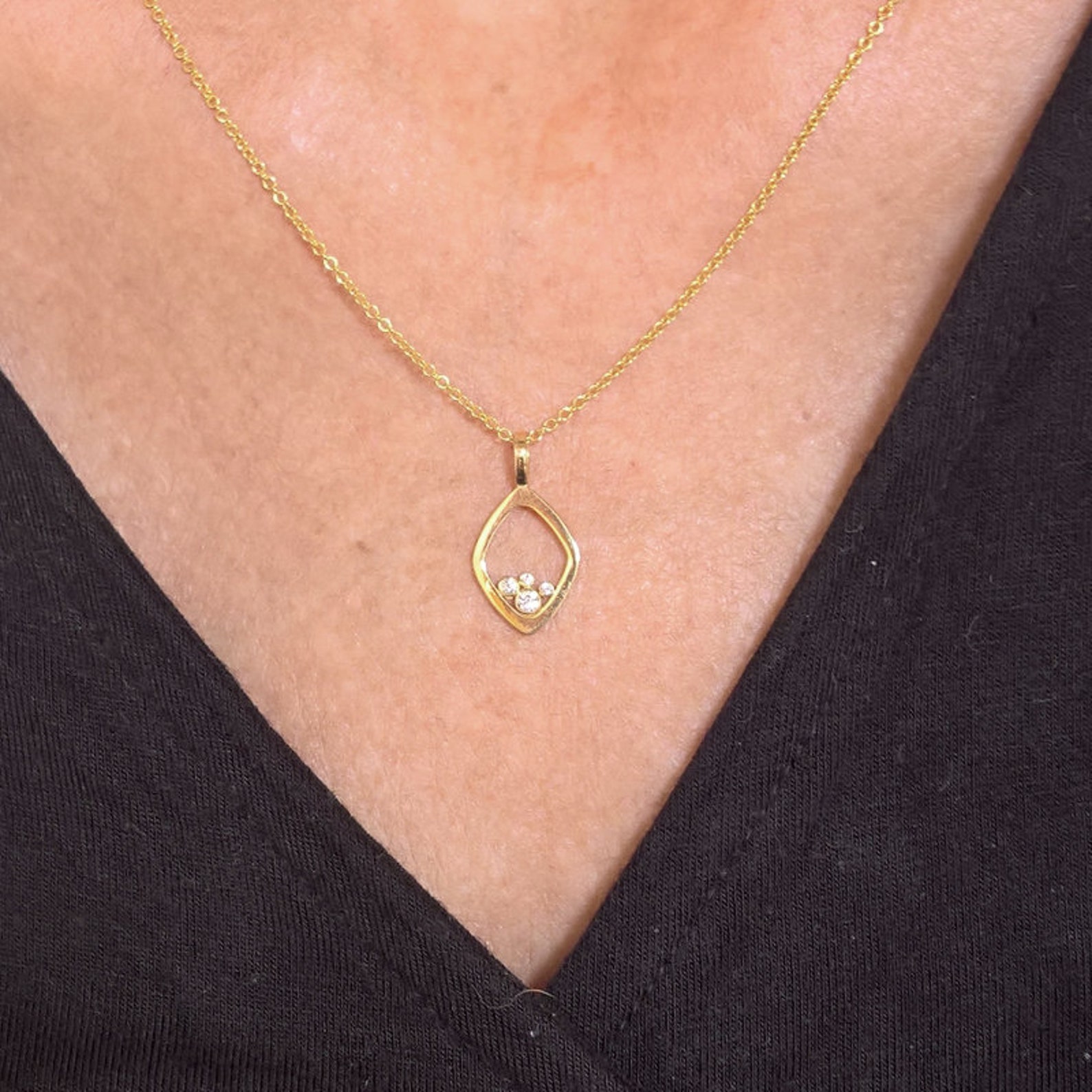 18k Gold Diamond Cluster Pendant Necklace, Solid 18k Gold, Unique