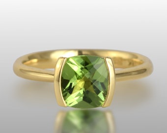 PERIDOT SOLITAIRE RING in 18k Gold | Contemporary, Modern 18k Gold Statement Ring with Cushion Cut Peridot | August Birthstone Gemstone Ring