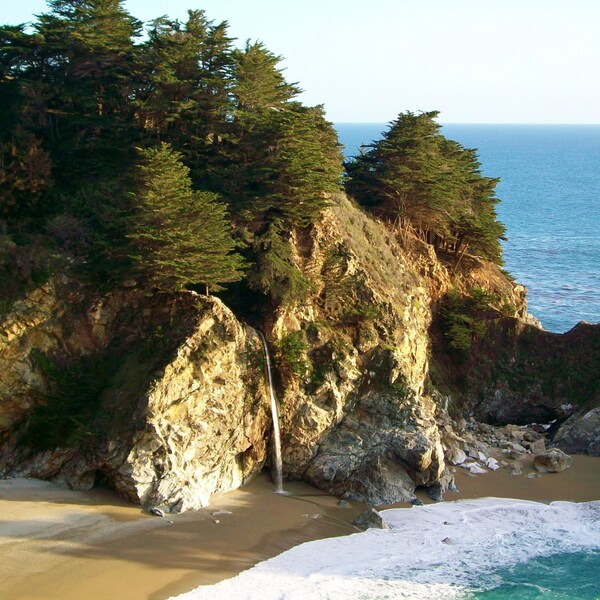 McWay Falls at Julia Pfeiffer Burns State Park in Big Sur, California - Color 8x10 Photo Wall Art Image