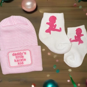 Newborn Hospital Hat daddy&#39;s little Karate Kid AND Socks. Gender Reveal, Surprise Dad! Coming Home Hat, Cute Baby Gift