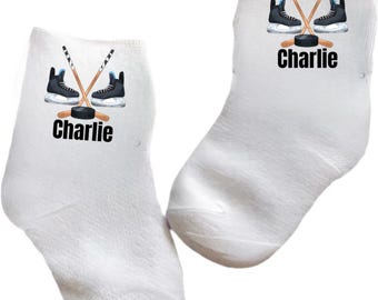 Baby / Kleinkind / Kind Hockey Socken und Schlittschuhe Mehrere Größen angeboten. Wählen Sie von 0-6 Monate bis 14 Jahre. braucht jedes Baby. Niedliches Baby Geschenk!