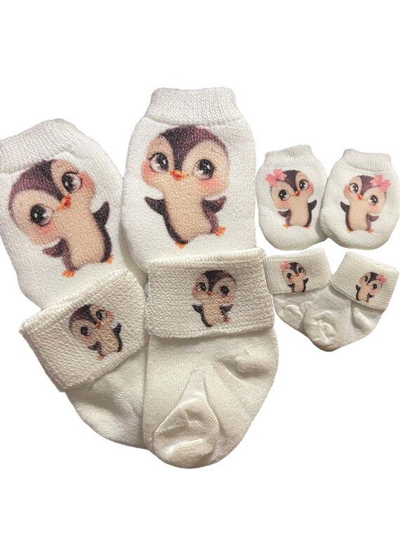 MITTENS & Sock Option Newborn no scratch Mittens With Penguin Boy or Girl! Perfect Shower / Newborn Gift! Every Baby Needs. Cute Baby Gift!