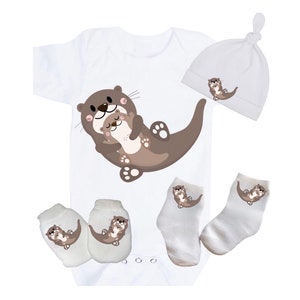 Otter Baby Bodysuit z czapeczką, rękawiczkami i skarpetkami antypoślizgowymi! Rozmiar 0-3 miesiące. WYŁĄCZNIE TUTAJ!