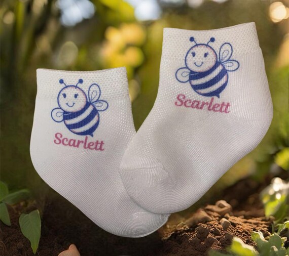 Baby/Toddler/Child Bee Socks with or without Name. Multiple sizes offered. Choose from 0-6 months to 10 years. Cute Gift!