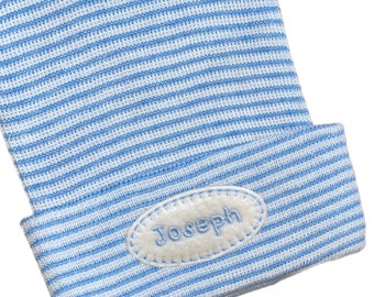 ¡Gorro de hospital para recién nacido con monograma y nombre! ¡Primer recuerdo! ¡Súper lindo! ¡Excelente regalo! ¡Para niño o niña!