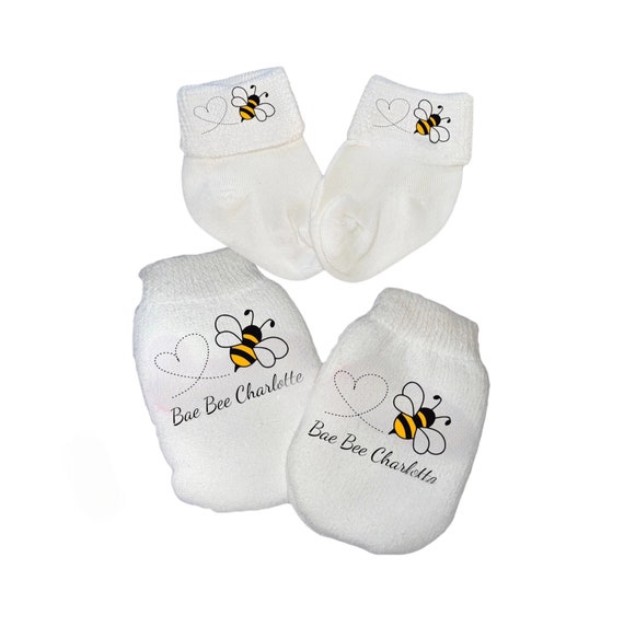 MITTENS & Sock Option Newborn no scratch Mittens With Bee. Boy or Girl. Option to add name on Mittens. Perfect Newborn Gift Every Baby Needs