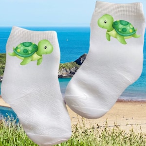Baby/Toddler/Child Turtle Socks with or without Bow. Multiple sizes offered. Choose from 0-6 months to 10 years. Cute Baby Gift image 3