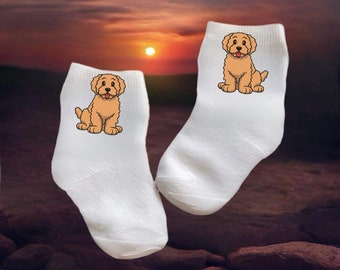 Baby/Toddler/Child Cute Golden doodle Dog Socks. Multiple sizes offered. Choose from 0-6 months to 10 years. Cute Gift!