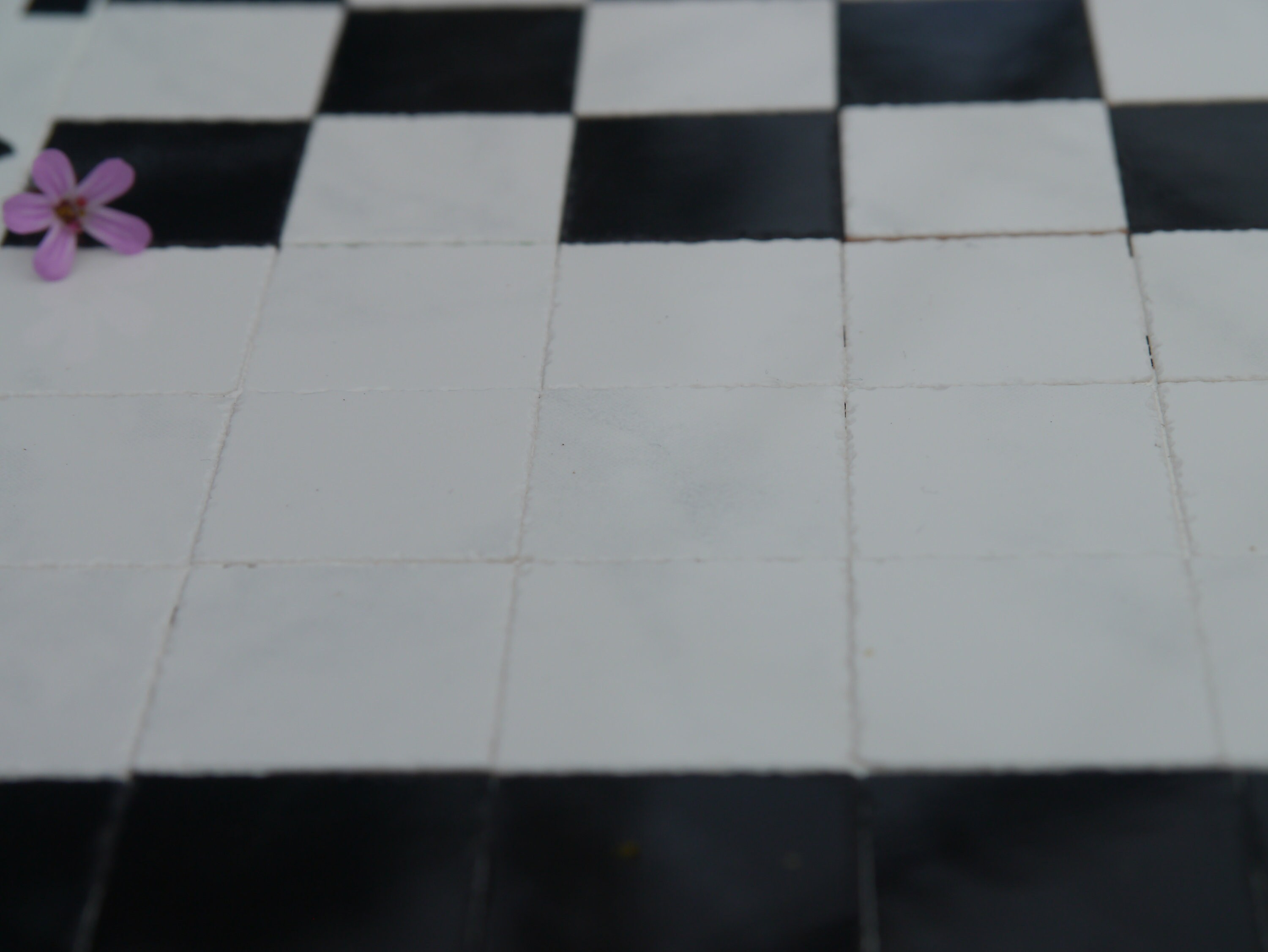 20 Pack 1:12th Miniature REAL CERAMIC  3/4" White Ceramic Floor Tiles For Dollshouse