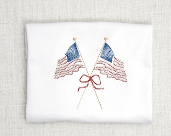 Amerikanische Flaggenstickerei Amerikanische Flagge mit Ribbon-Bogen Vaterhaftes Stickereidesign Stickerei des amerikanischen Jahrestages Vintage Retro Bean Stitch