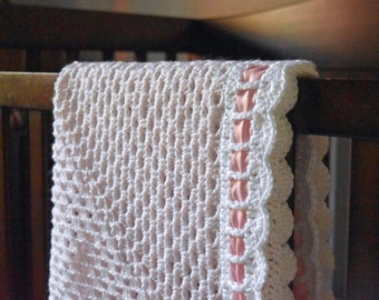 Baby blanket with ribbon edge sale