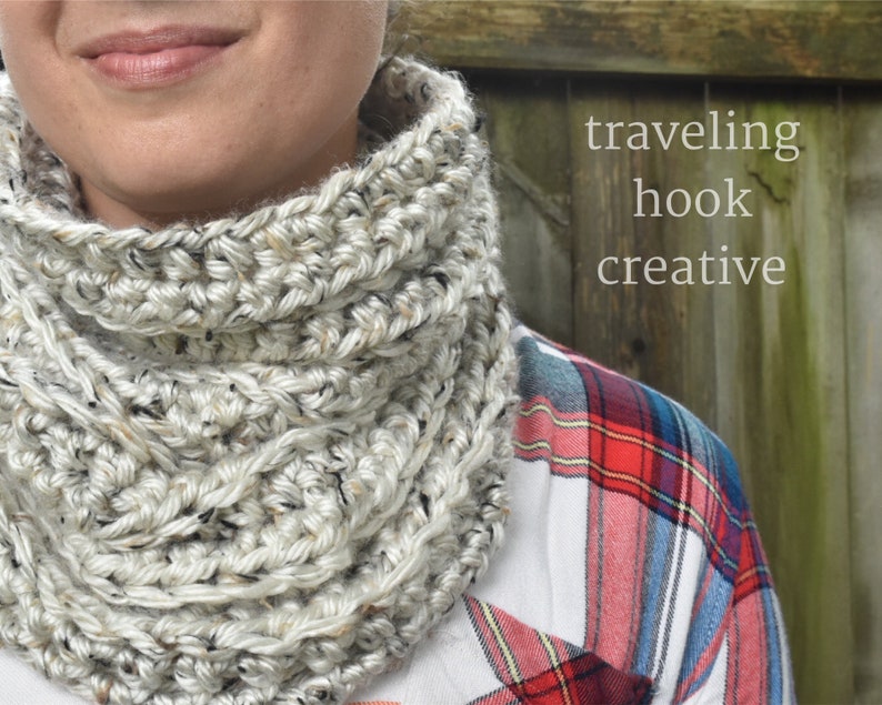 CROCHET PATTERN // Chunky Ridge Cowl Super Bulky Classic Ribbed Crochet Scarf for Adults and Teens, Men and Women image 1