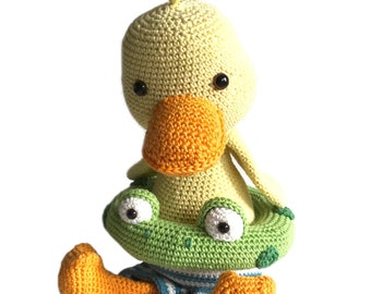 Emre the duck PDF crochet pattern