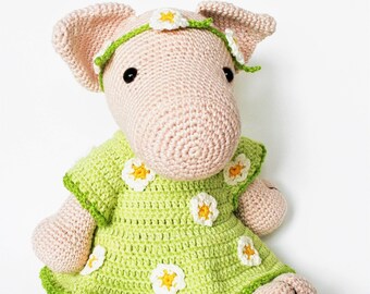 Victoria the Pig PDF crochet pattern