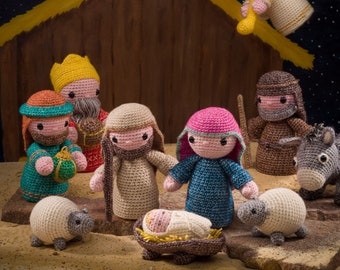 Complete nativity scene PDF crochet pattern