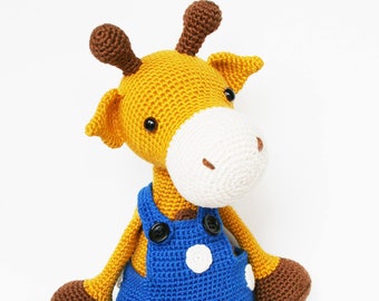 Jules the Giraffe PDF crochet pattern