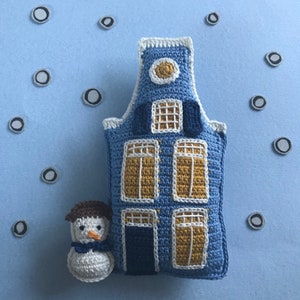 Blue Christmas house PDF crochet pattern