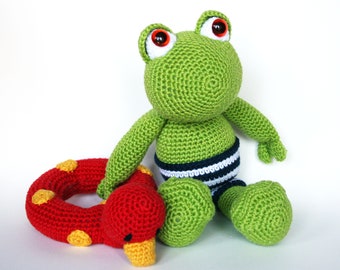 Karel the Frog PDF crochet pattern