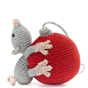 Christmas ball with mouse PDF crochet pattern image 3