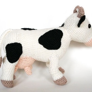 Bertha the cow PDF crochet pattern image 5