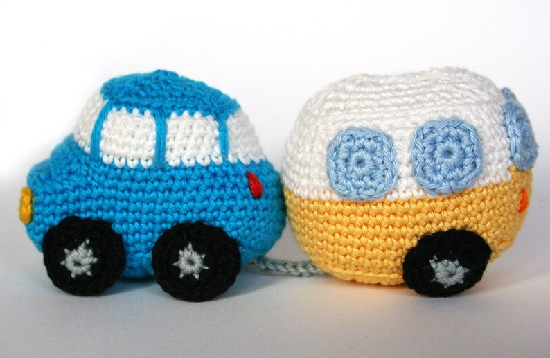10 little cars PDF crochet pattern image 3