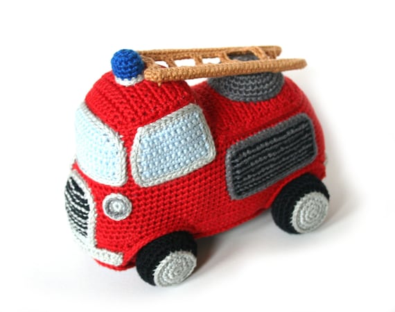 Fire engine PDF crochet pattern