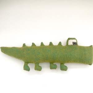 Max the knitted crocodile PDF knitting pattern