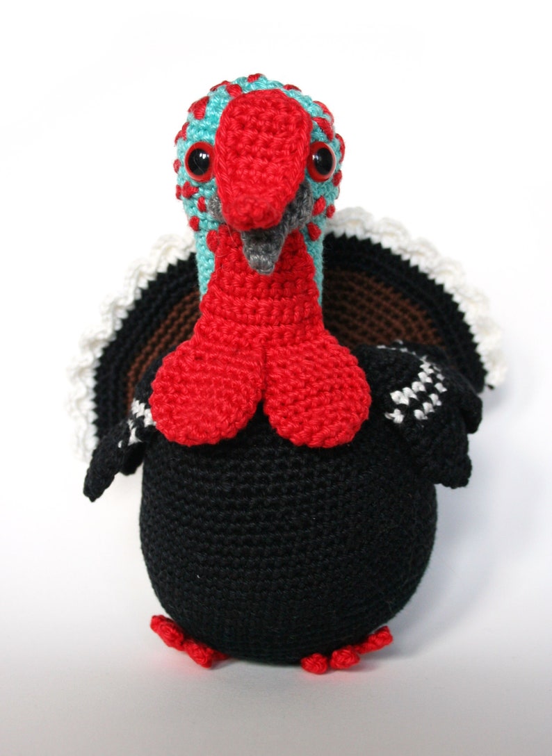Herman the Turkey PDF crochet pattern image 1