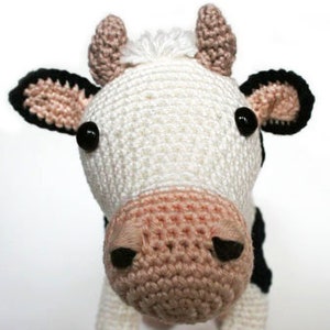 Bertha the cow PDF crochet pattern image 3